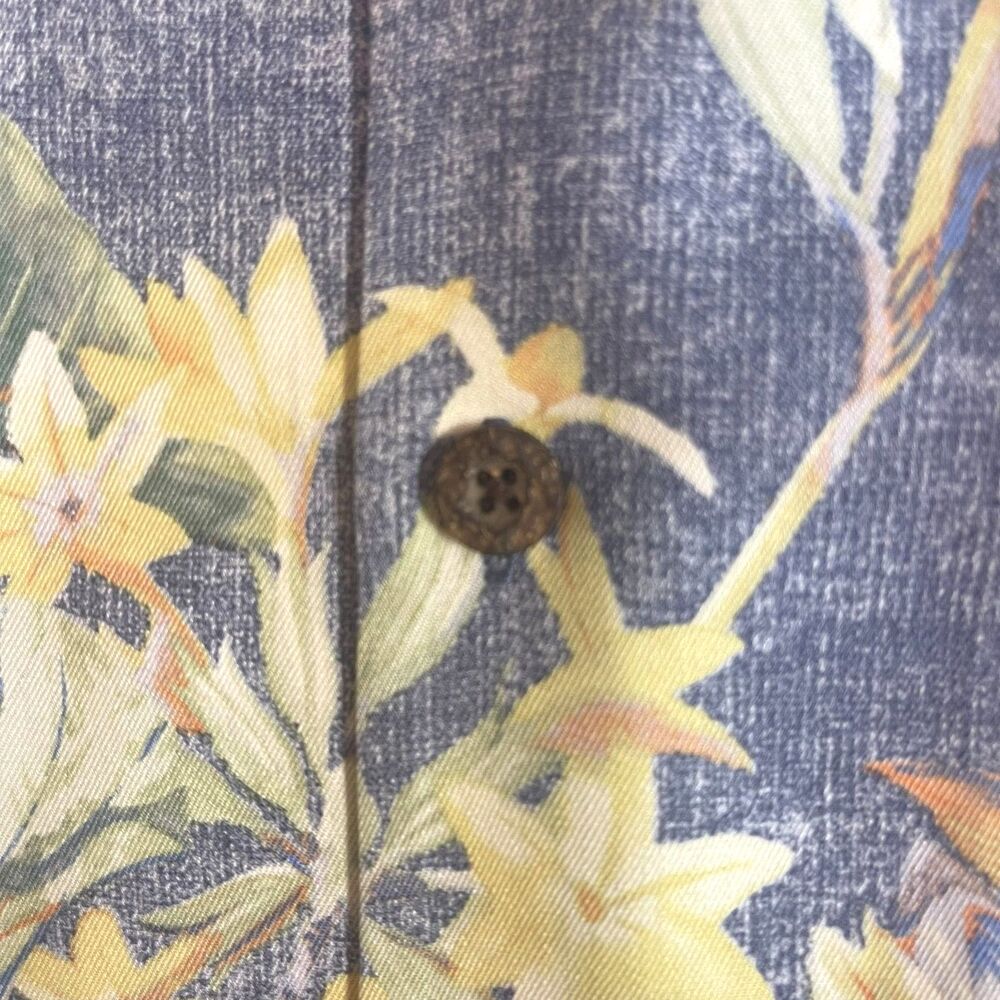 Tommy Bahama XL Mens 100% Silk Hawaiian Shirt Button Up Blue Floral Resort Camp - Picture 7 of 14